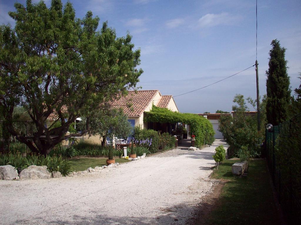 Bed and Breakfast Les vergers Saint Baldou à Cavaillon Extérieur photo
